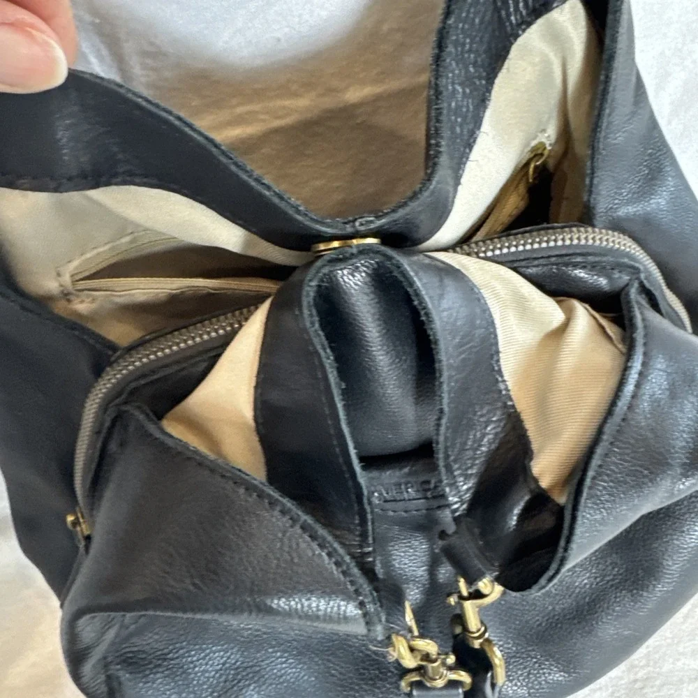 American Leather Co Soft Leather Shoulder Bag Purse Black Hobo Tote Brass Snaps